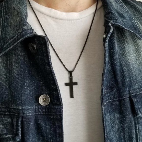 NWT Simple Cross Pendent Necklace Black Men's Unisex - Picture 2 of 6